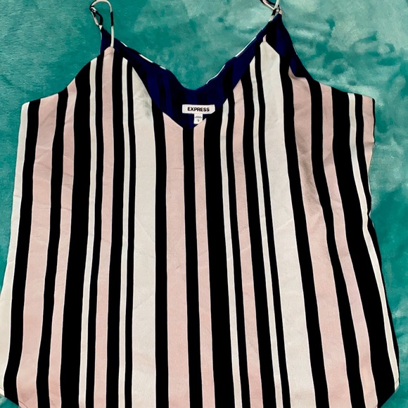 EXPRESS BLOUSE - Picture 1 of 2